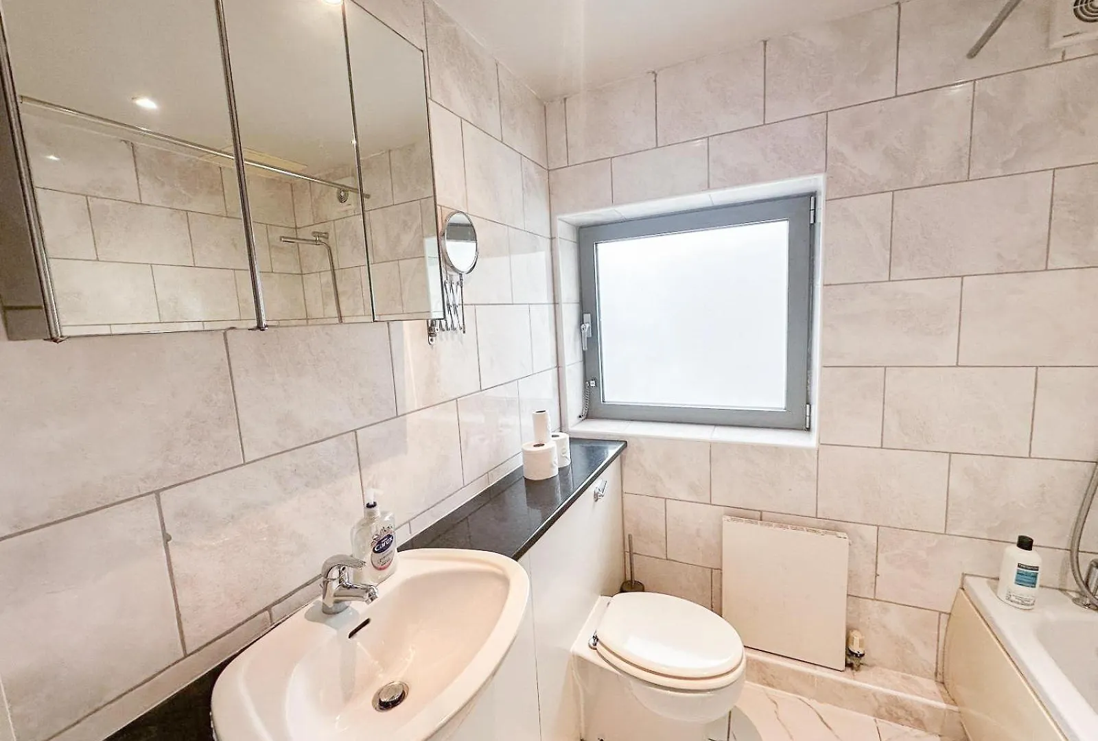 Apartment 1 Bedroom Flat With Free Parking In Canary Wharf Near London Musuem United Kingdom